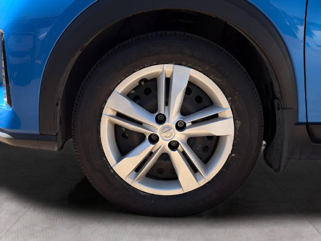 Certified 2024 Nissan Kicks S FWD image 30