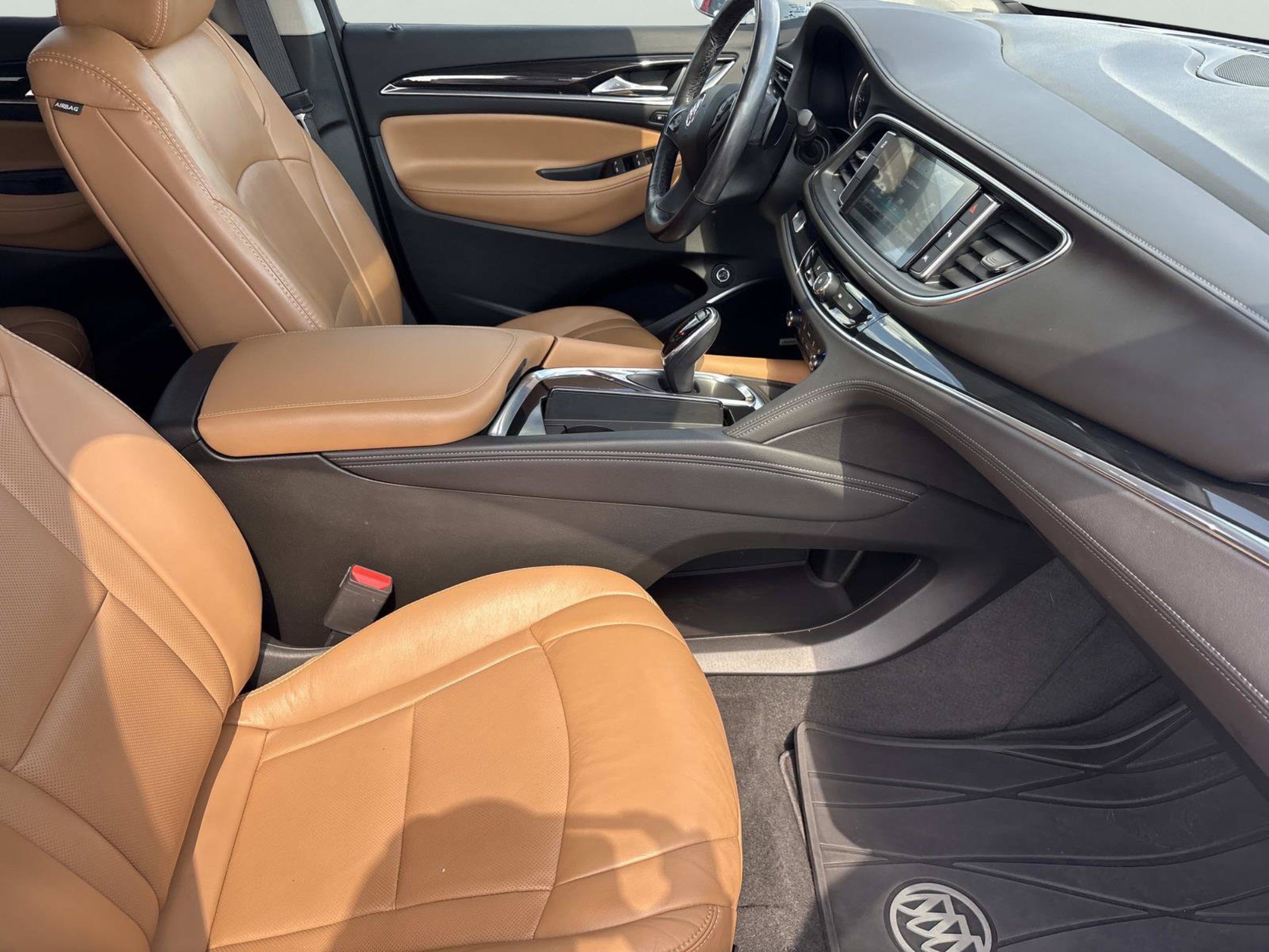 Used 2018 Buick Enclave Premium FWD image 24