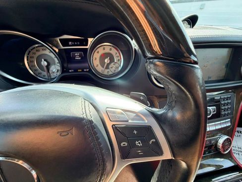 Used 2014 Mercedes-Benz SL 550 image 23