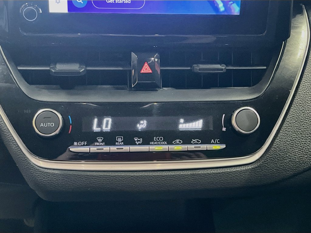 Used 2025 Toyota Corolla LE FWD image 16