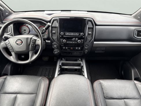 Used 2021 Nissan Titan PRO-4X w/ Pro-4x Convenience Package image 11