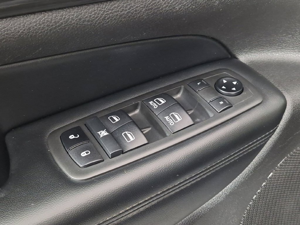 Used 2021 Jeep Grand Cherokee Laredo RWD image 14