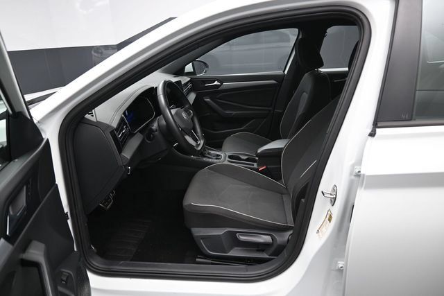 Certified 2026 Volkswagen Jetta Sport FWD image 9