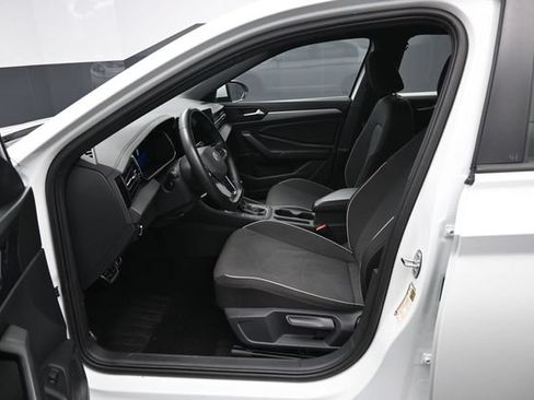 Certified 2026 Volkswagen Jetta Sport FWD image 9