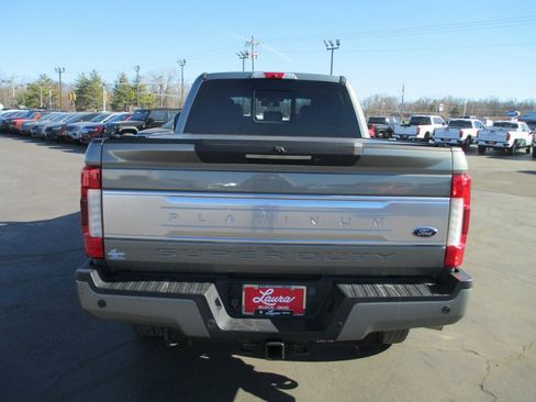 Used 2019 Ford F350 Platinum w/ Platinum Ultimate Package image 5