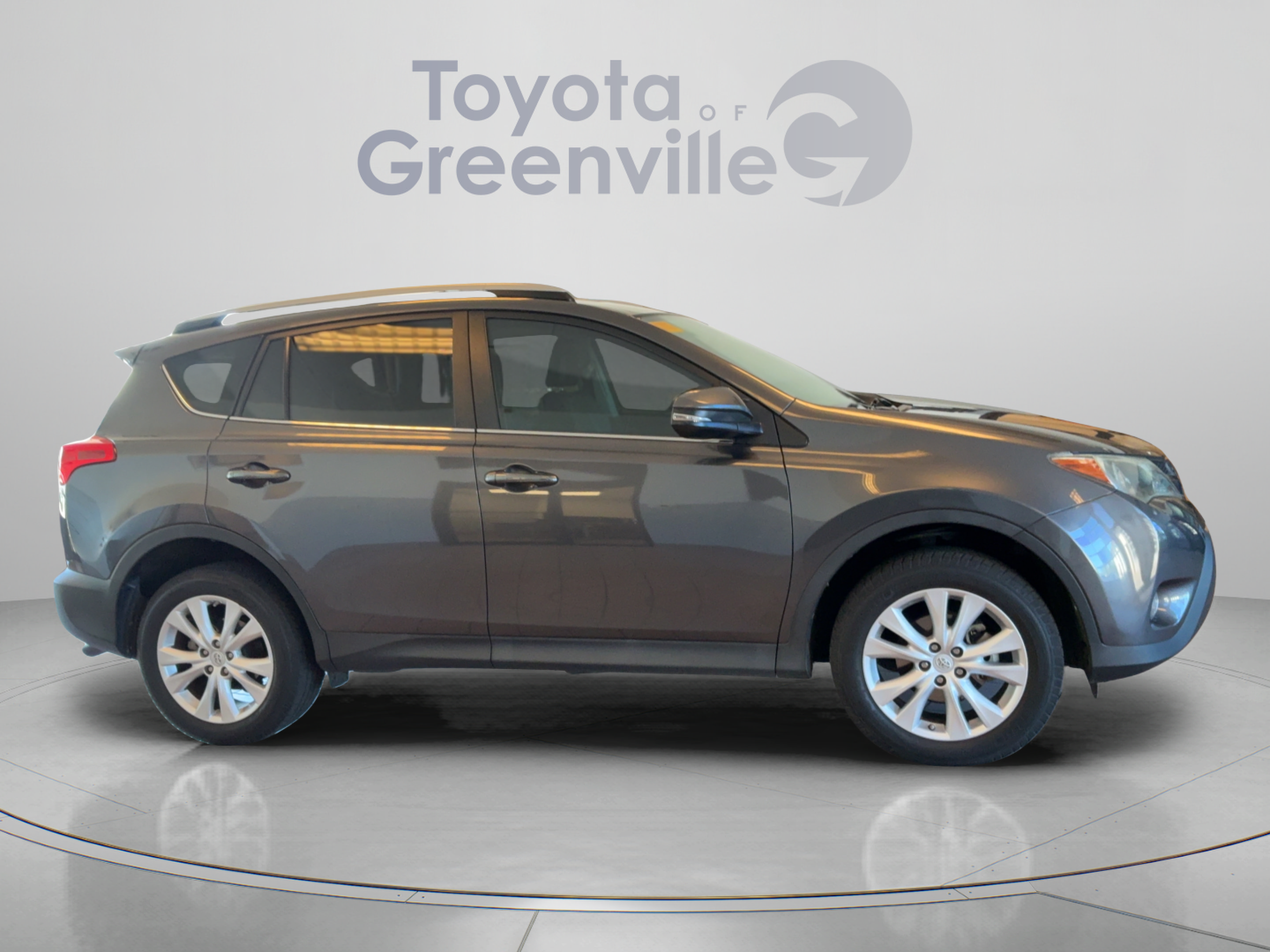 Used 2015 Toyota RAV4 Limited FWD image 7