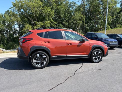 Used 2024 Subaru Crosstrek 2.5i Limited AWD/4WD image 8