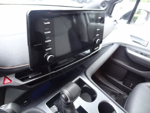 Used 2023 Toyota Sienna XSE w/ XSE Plus Package FWD image 7