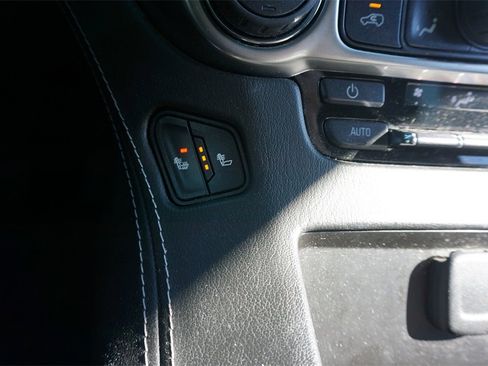 Used 2016 Chevrolet Tahoe LT image 13