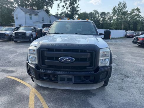 Used 2016 Ford F450 XL w/ Power Equipment Group image 3