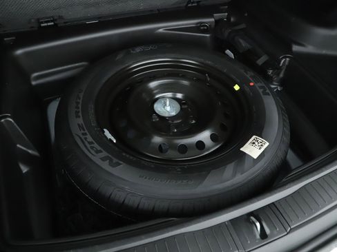 Used 2023 Jeep Grand Cherokee Altitude AWD/4WD image 19
