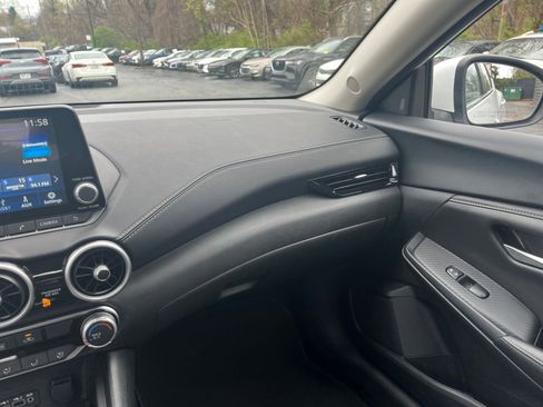Used 2025 Nissan Sentra SV image 30