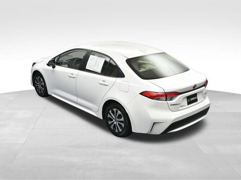 Used 2022 Toyota Corolla LE FWD image 37