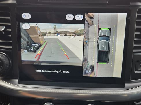 Used 2025 Ford F150 Lariat w/ Equipment Group 501A Mid image 13