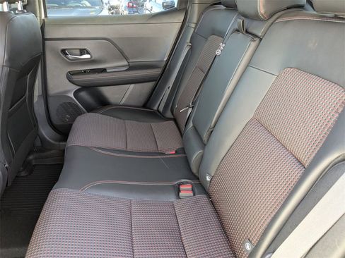 Used 2025 Nissan Kicks SR w/ Illumination Package image 15