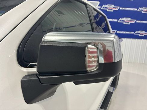 Used 2025 Chevrolet Silverado 1500 High Country w/ Technology Package AWD/4WD image 14