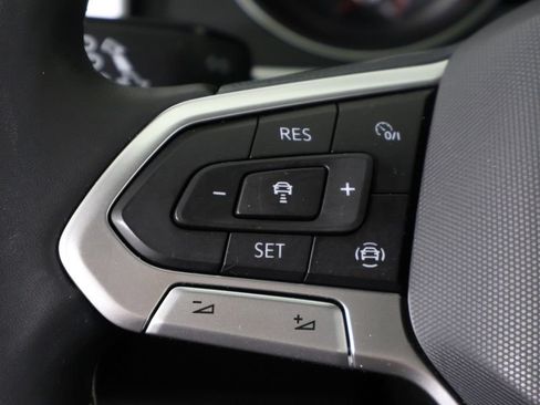 Used 2021 Volkswagen Atlas Cross Sport SE w/ Panoramic Sunroof Package AWD/4WD image 43