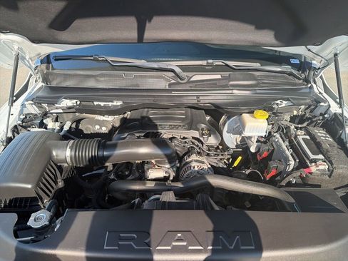 Used 2021 RAM 1500 Big Horn image 10