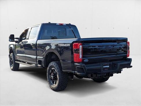 New 2025 Ford F250 Platinum w/ Tremor Off-Road Package image 9
