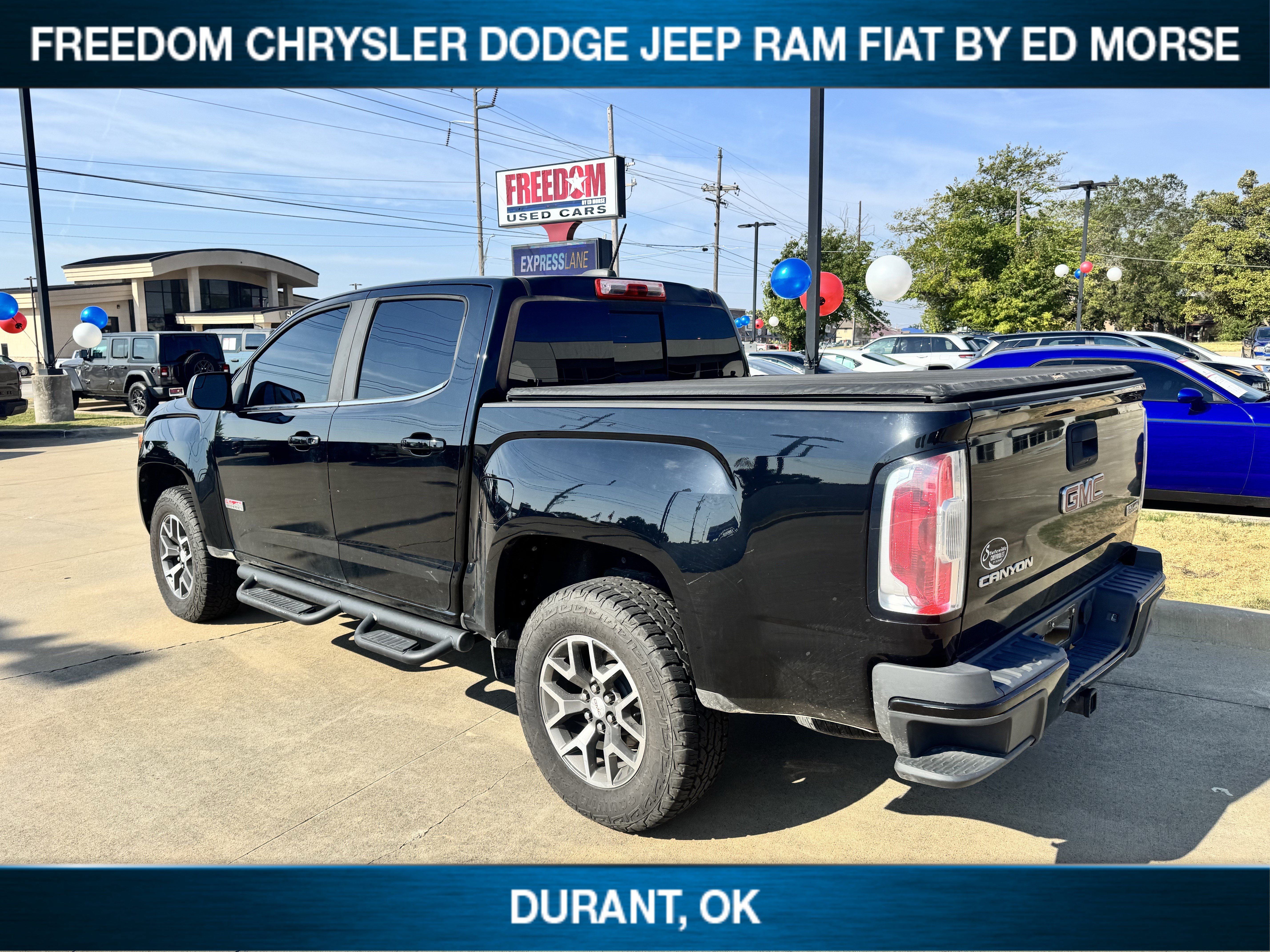 Used 2017 GMC Canyon SLE w/ All Terrain X Package AWD/4WD image 6