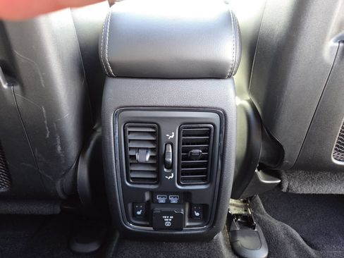 Used 2014 Jeep Grand Cherokee Limited AWD/4WD image 35