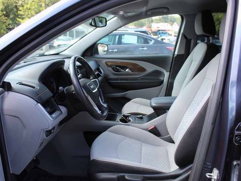 Used 2018 GMC Terrain SLE FWD image 23