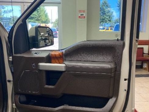 Used 2018 Ford F150 King Ranch AWD/4WD image 15