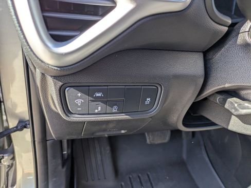 Used 2022 Kia Soul LX w/ Technology Package FWD image 17