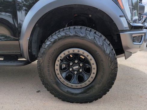 Used 2022 Ford F150 Raptor w/ Equipment Group 801A High AWD/4WD image 12