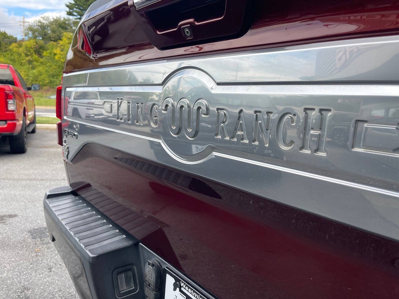 Used 2017 Ford F150 King Ranch w/ Equipment Group 601A Luxury AWD/4WD image 19