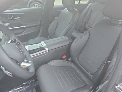Certified 2025 Mercedes-Benz C 300 Sedan image 17