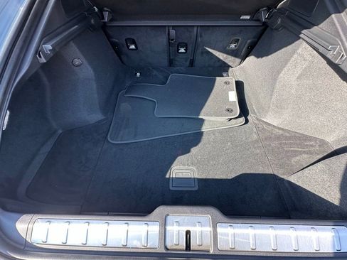 Used 2026 Porsche Panamera image 40