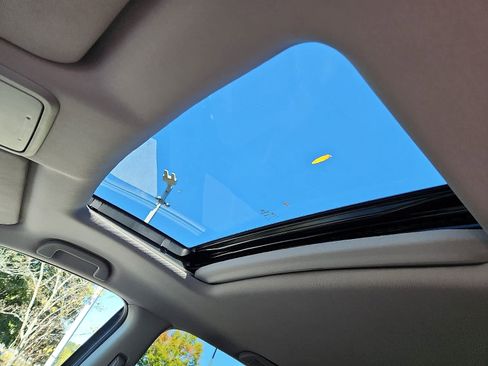 Used 2023 Honda Ridgeline RTL-E image 16