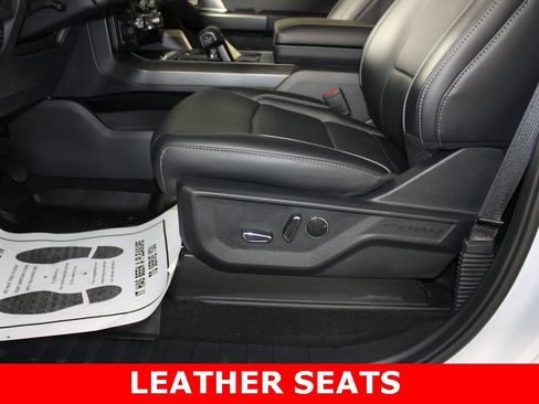 Used 2025 Ford F150 Lariat w/ Equipment Group 502A High image 10