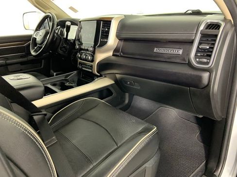 Used 2022 RAM 3500 Laramie image 15