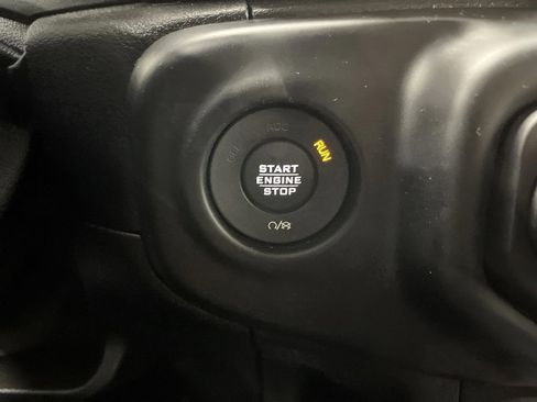 Used 2020 Jeep Wrangler Unlimited Sport S image 20