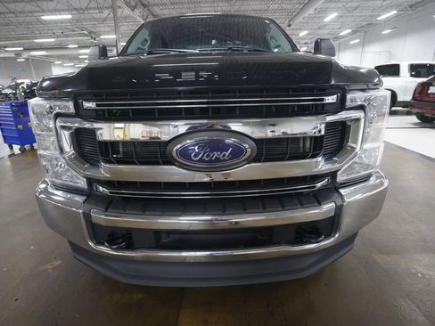Used 2022 Ford F250 XLT AWD/4WD image 11