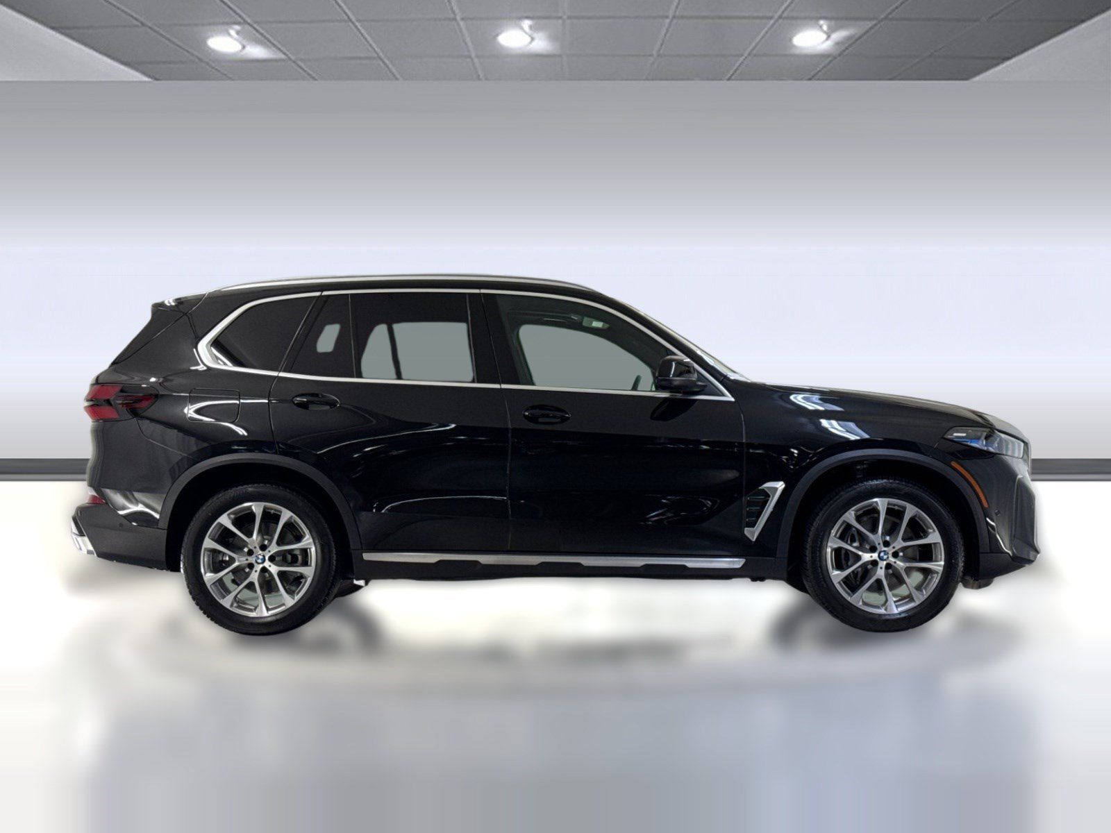 Used 2026 BMW X5 sDrive40i w/ Climate Comfort Package RWD image 8