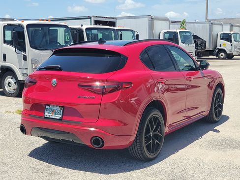 Used 2020 Alfa Romeo Stelvio Sport w/ Quick Order Package 22K Sport RWD image 5