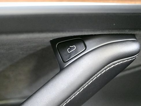 Used 2023 Tesla Model 3 Standard Range RWD image 41