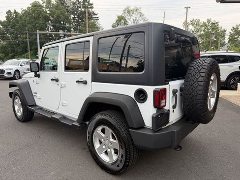 Used 2016 Jeep Wrangler Unlimited Sport w/ Quick Order Package 24S AWD/4WD image 3
