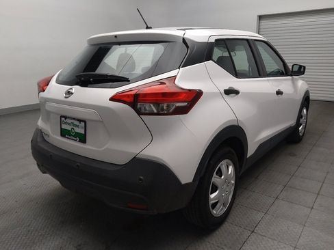Used 2020 Nissan Kicks S FWD image 9