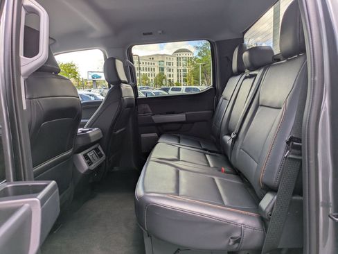 Used 2025 Ford F250 Lariat AWD/4WD image 28