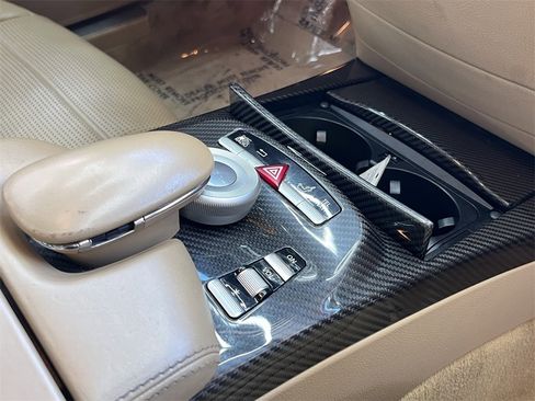 Used 2013 Mercedes-Benz S 63 AMG w/ Driver Assistance Pkg image 27