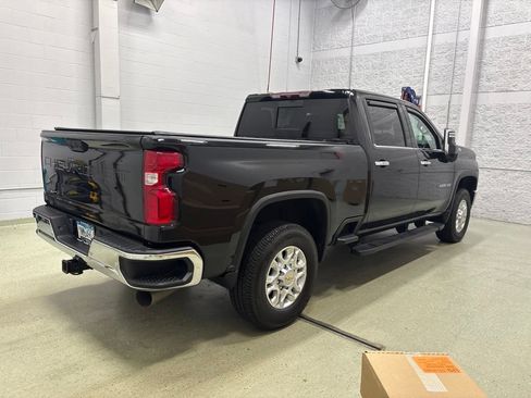 Used 2020 Chevrolet Silverado 3500 LTZ w/ LTZ Plus Package AWD/4WD image 4