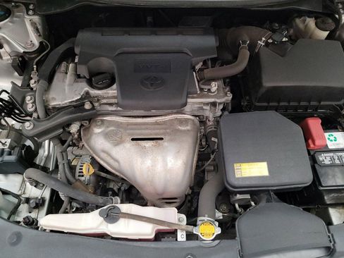 Used 2014 Toyota Camry SE image 30