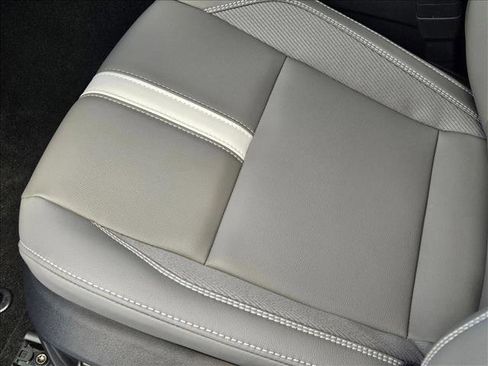 New 2026 Toyota Camry SE FWD image 4