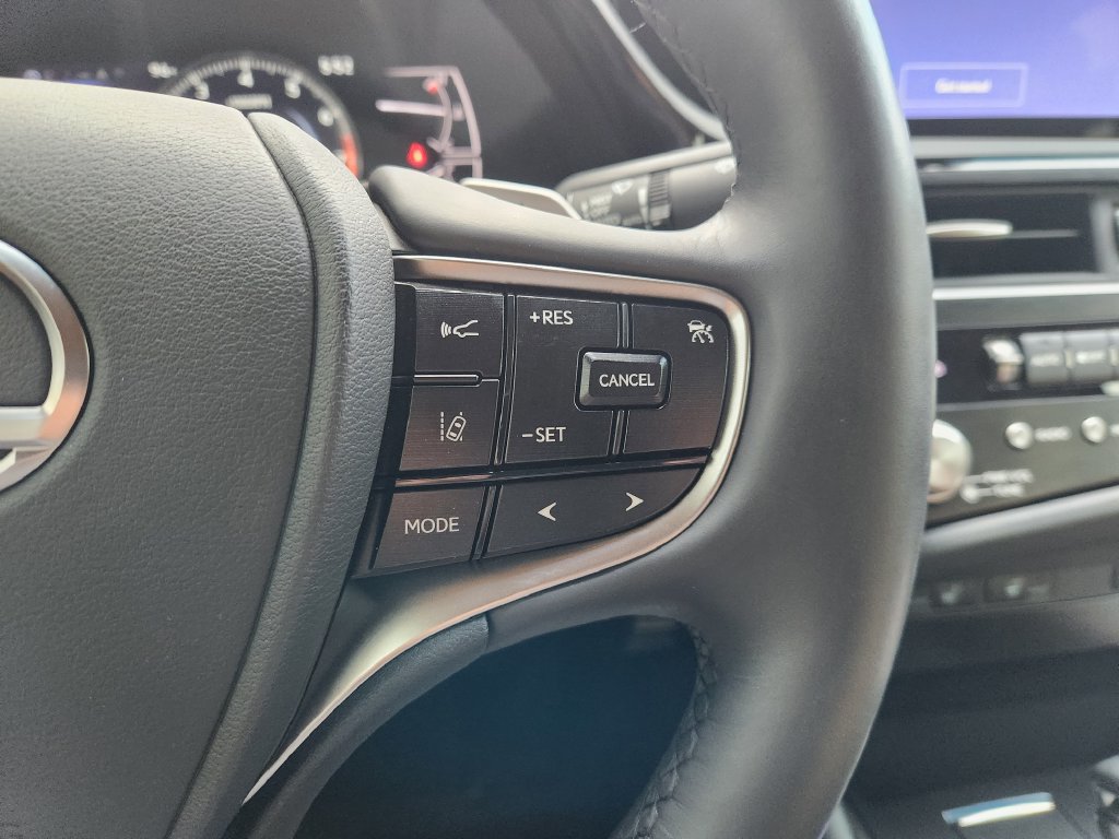 Certified 2024 Lexus ES 350 w/ Premium Package FWD image 29
