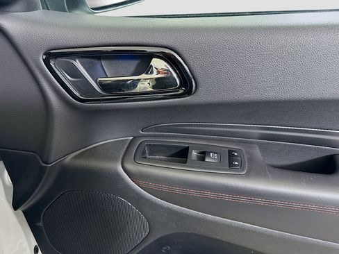 Used 2023 Dodge Durango GT image 31