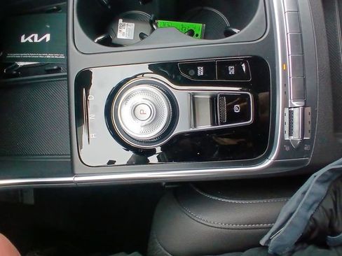 New 2026 Kia Carnival SX Prestige FWD image 20